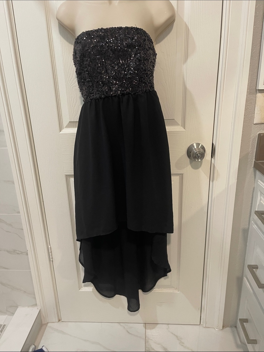 Forever 21 Strapless Black Sequin High-Low Dress size M